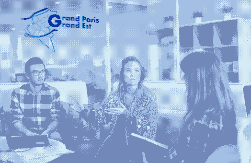 Un jeune femme de Grand Paris Grand Est écoute et propose des solutions à de jeunes entrepreneurs
